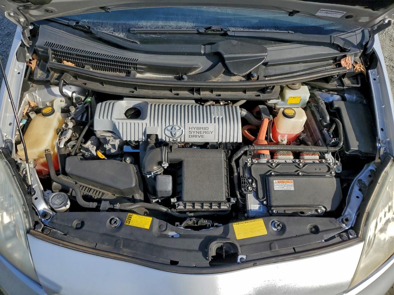 2014 TOYOTA PRIUS photo 11