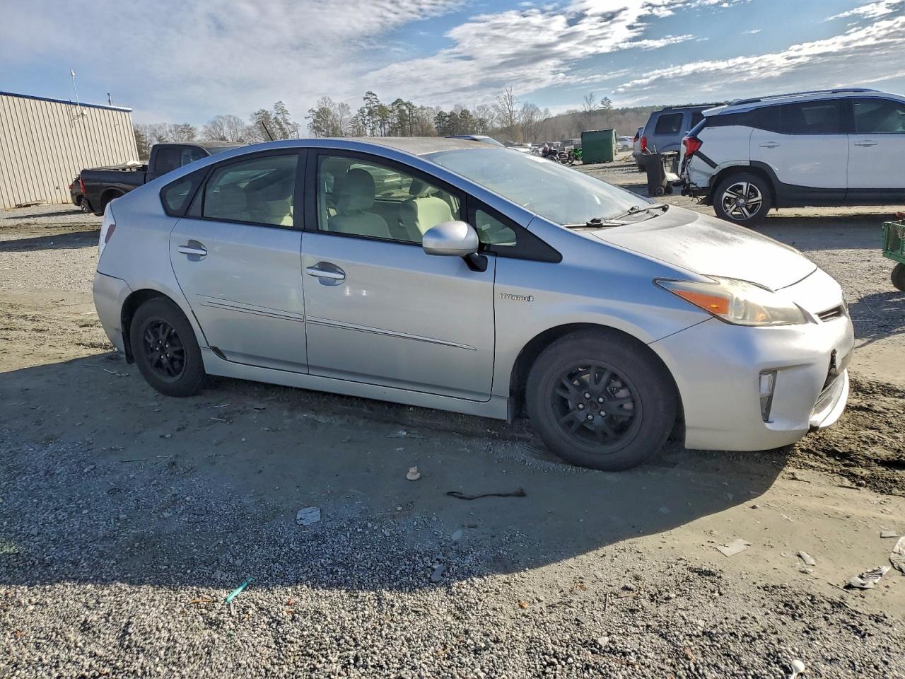 2014 TOYOTA PRIUS photo 4