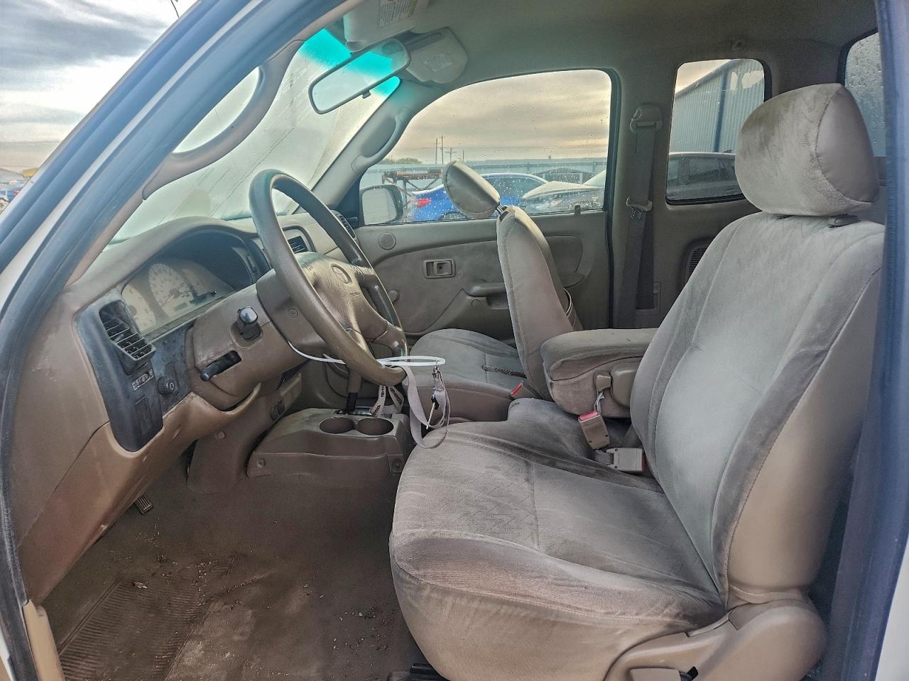 2004 TOYOTA TACOMA XTRACAB photo 13