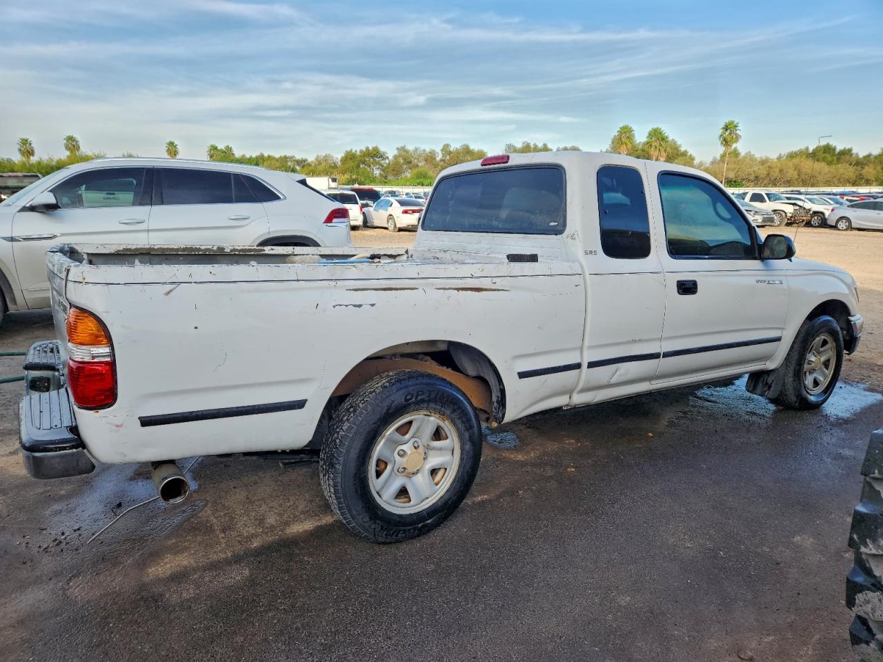 2004 TOYOTA TACOMA XTRACAB photo 5