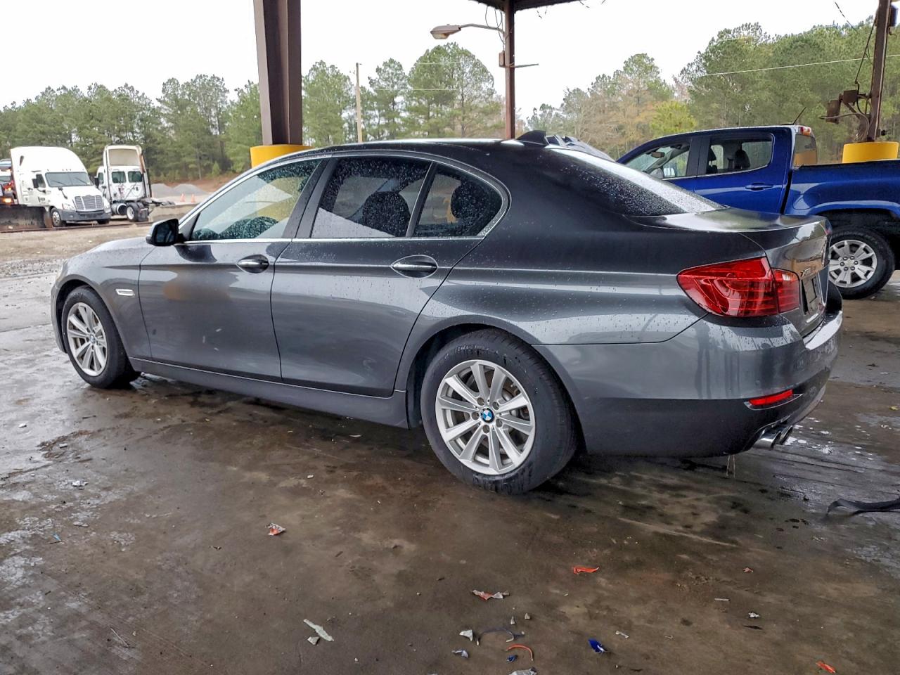 2016 BMW 528 XI photo 2