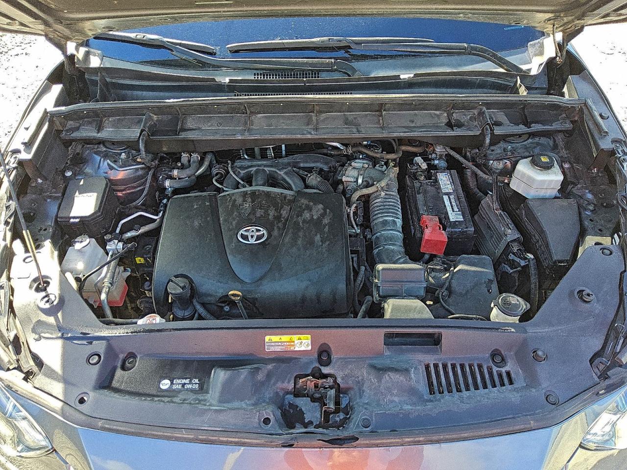 2021 TOYOTA HIGHLANDER XLE photo 12
