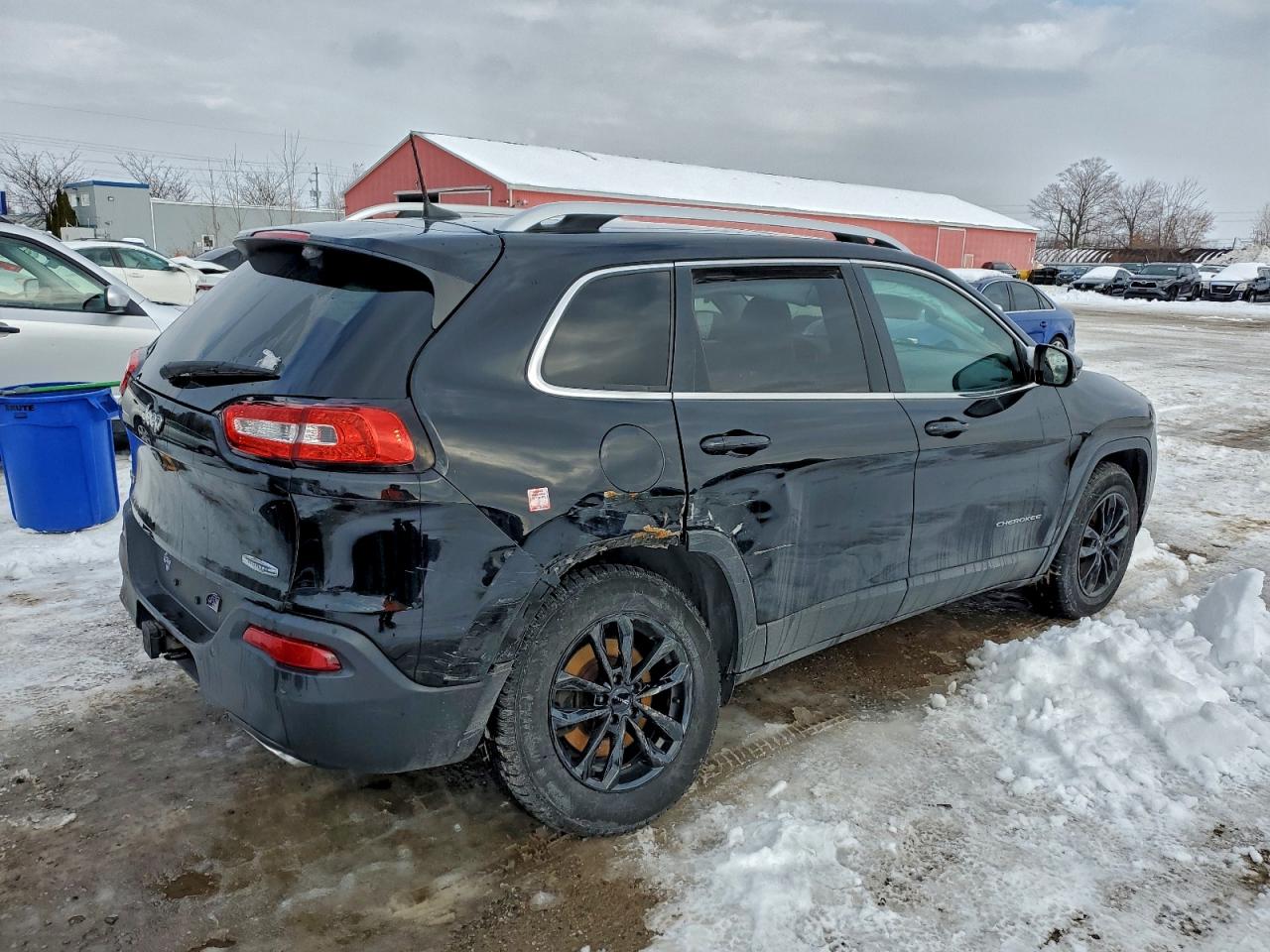 2017 JEEP CHEROKEE LATITUDE photo 3