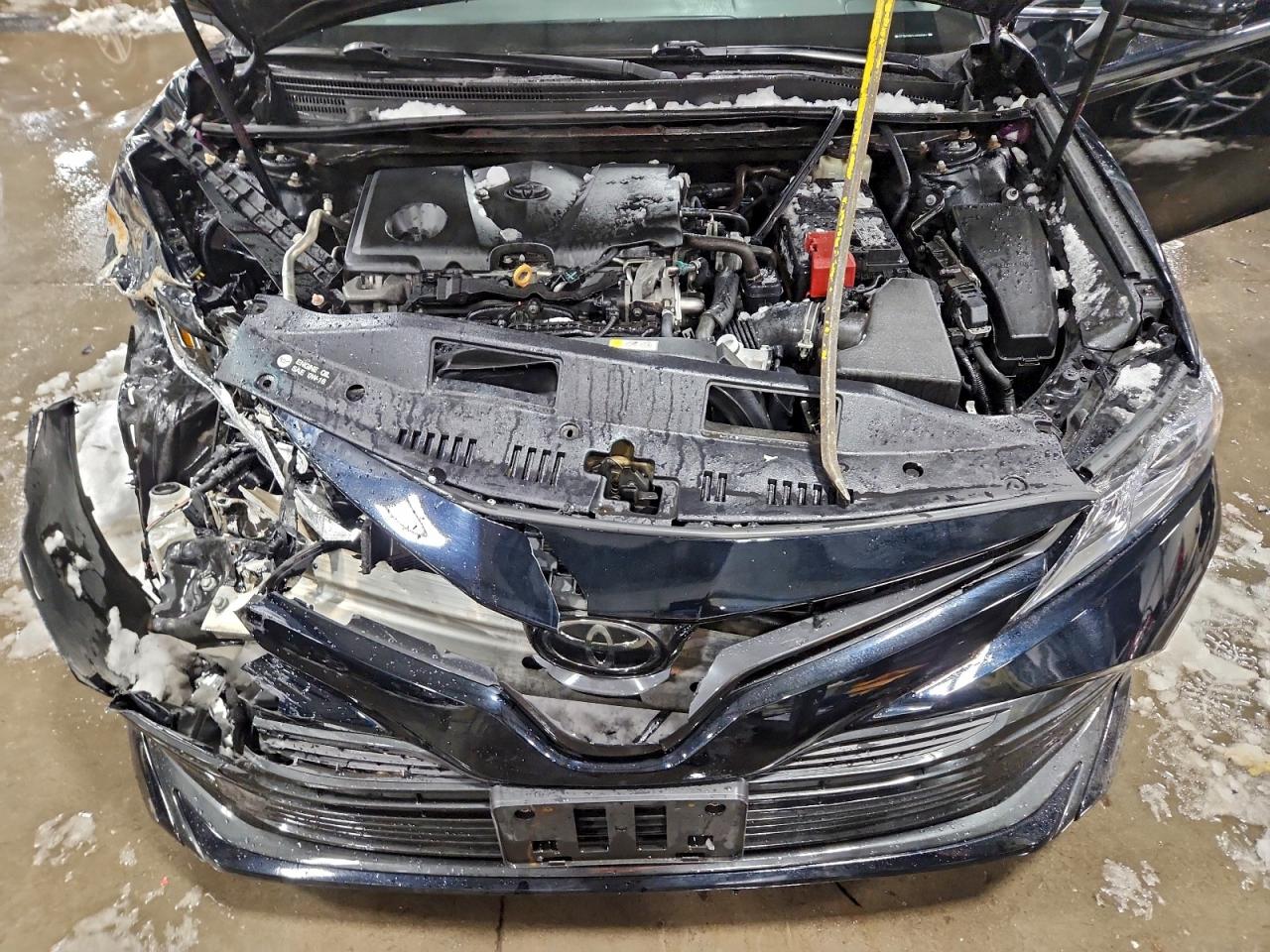 2018 TOYOTA CAMRY LE photo 11