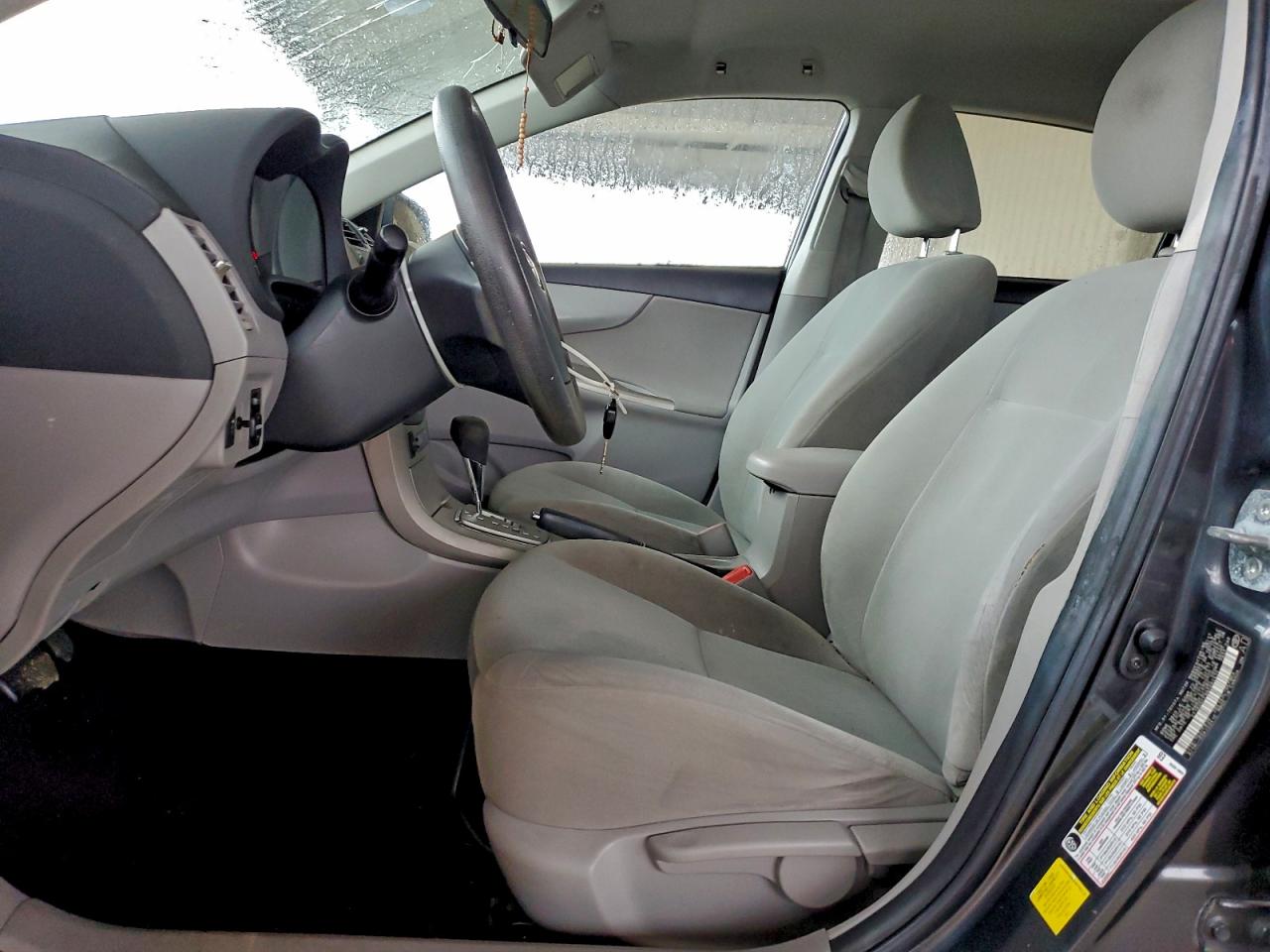 2011 TOYOTA COROLLA BASE photo 7