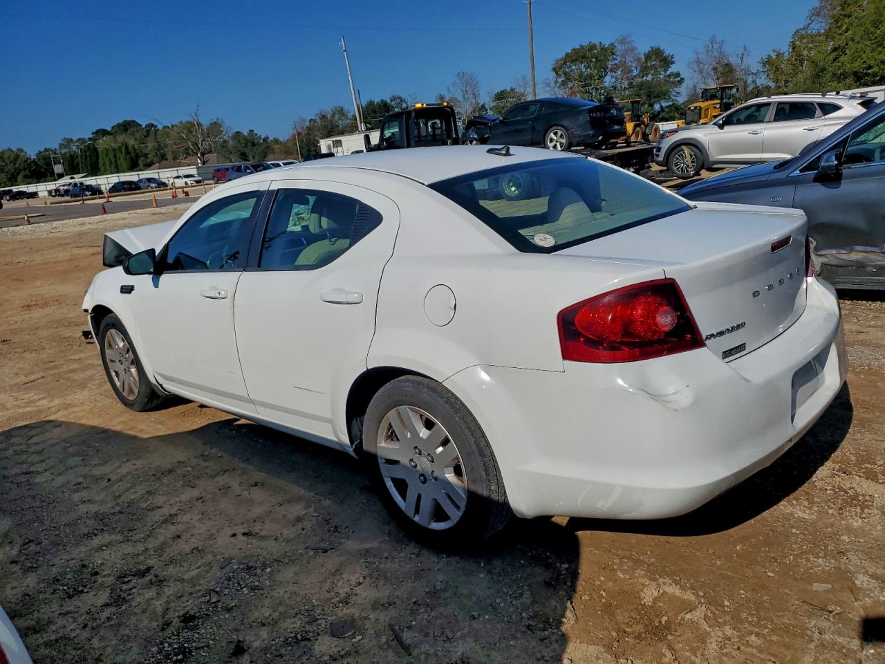2014 DODGE AVENGER SE photo 2