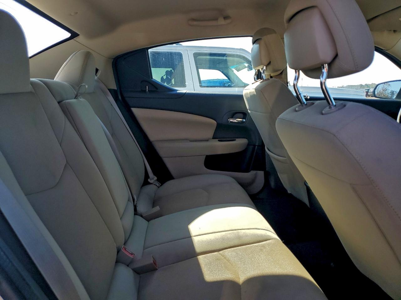 2014 DODGE AVENGER SE photo 10