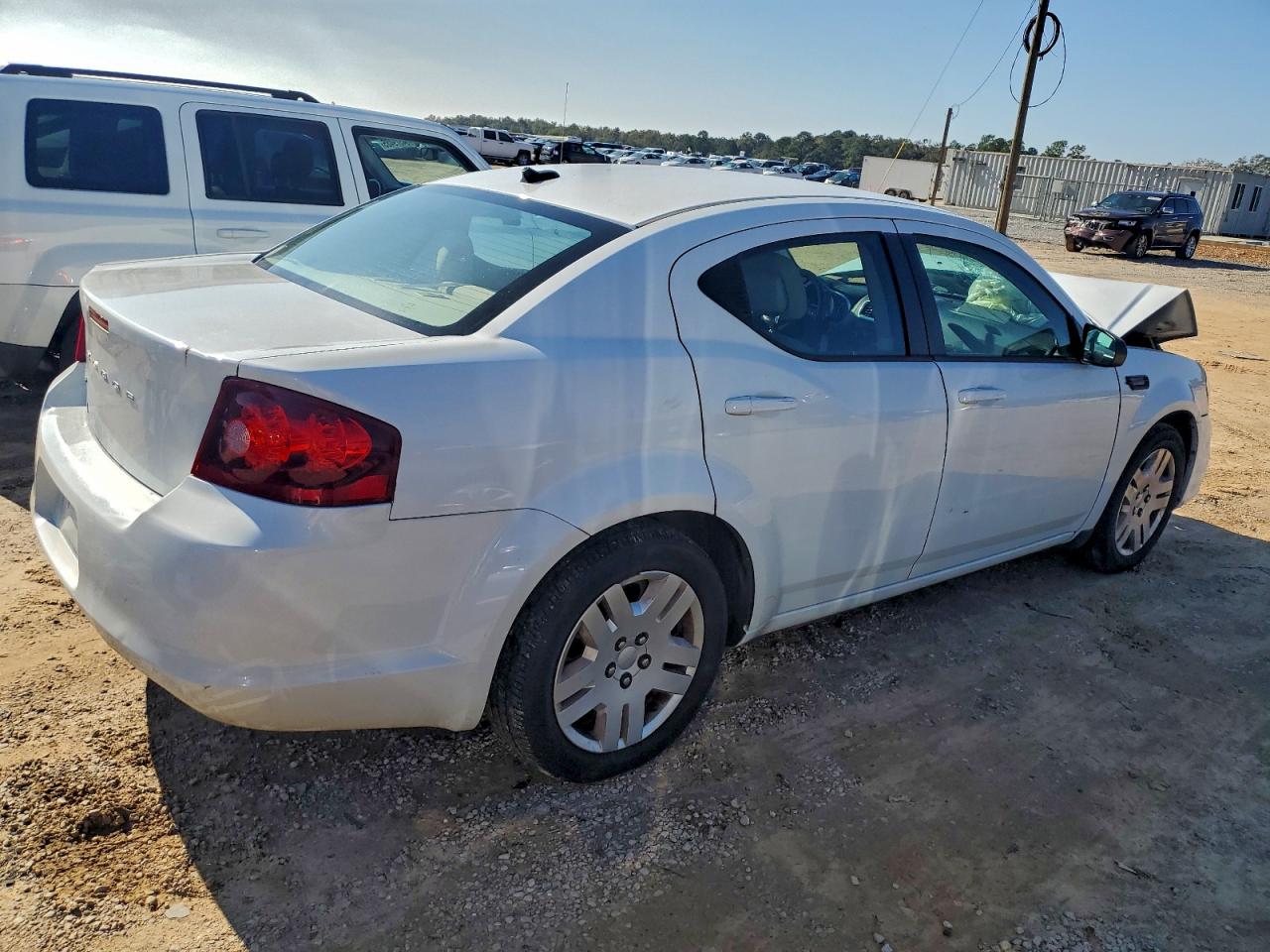 2014 DODGE AVENGER SE photo 3