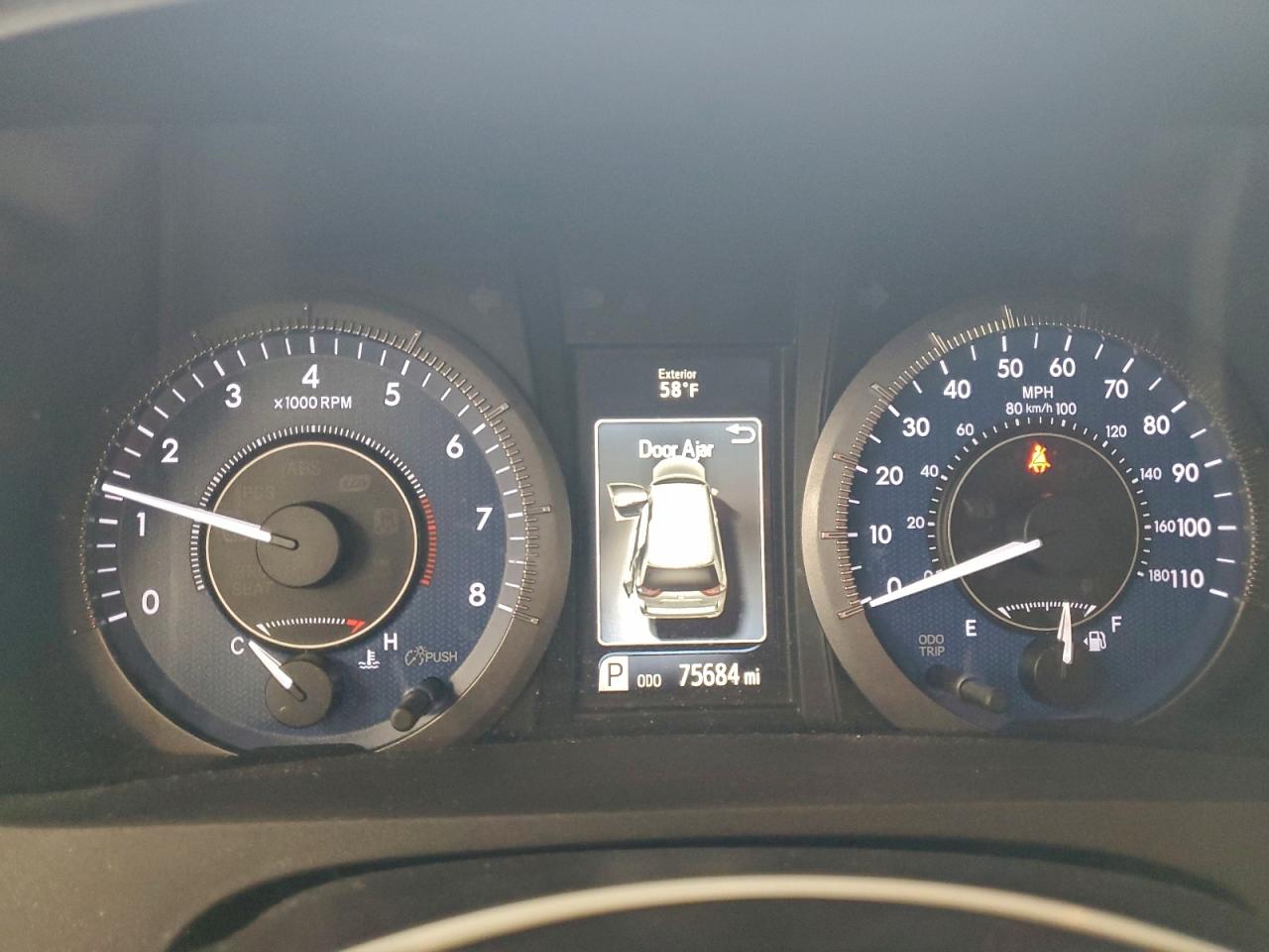 2015 TOYOTA SIENNA XLE photo 9