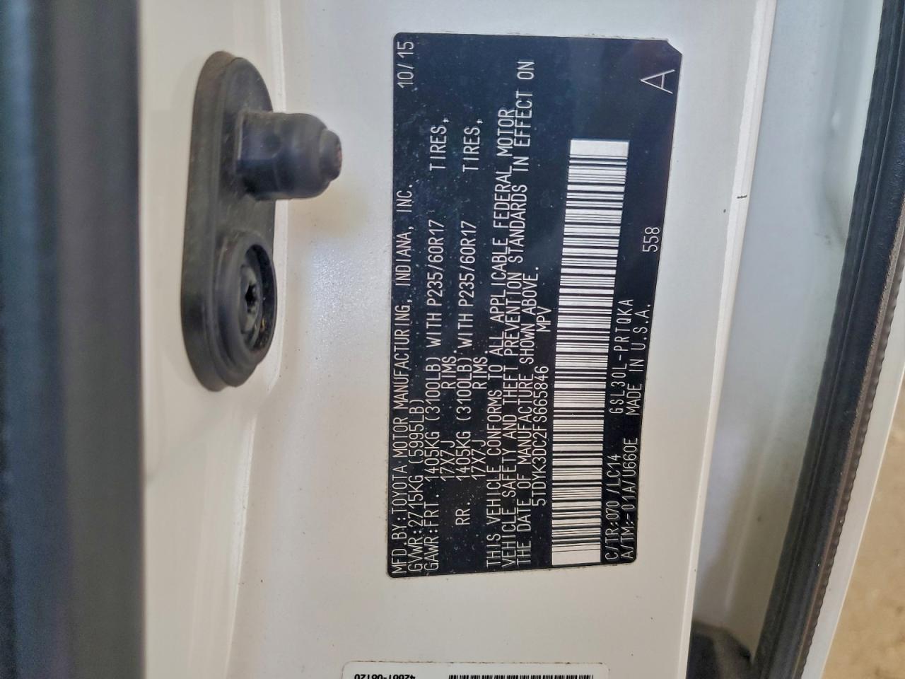 2015 TOYOTA SIENNA XLE photo 13