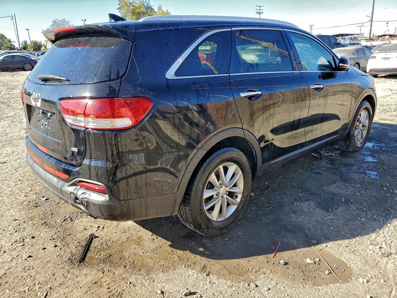 2016 KIA SORENTO LX photo 3