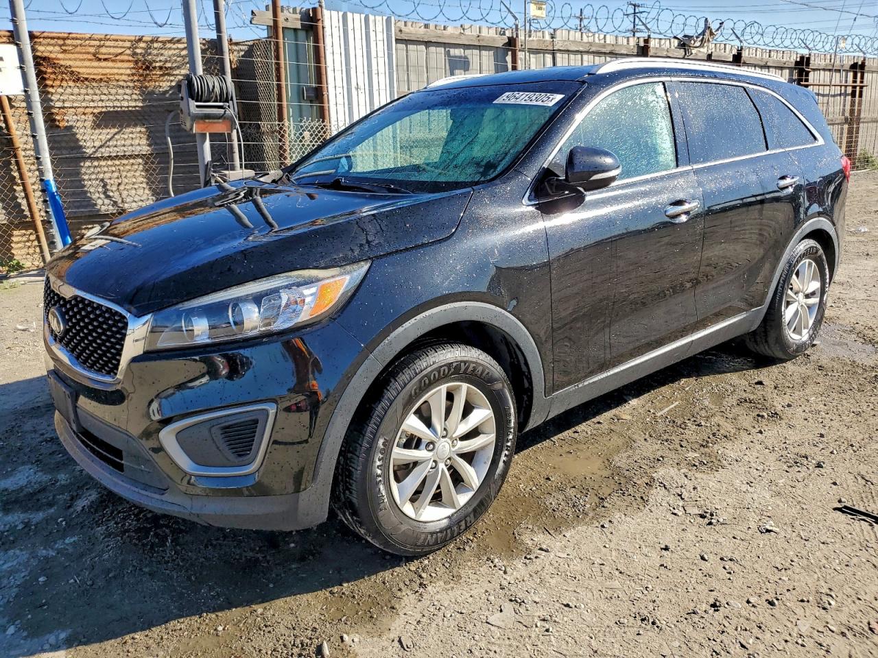 2016 KIA SORENTO