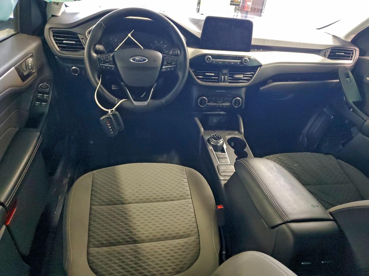 2022 FORD ESCAPE SE photo 8