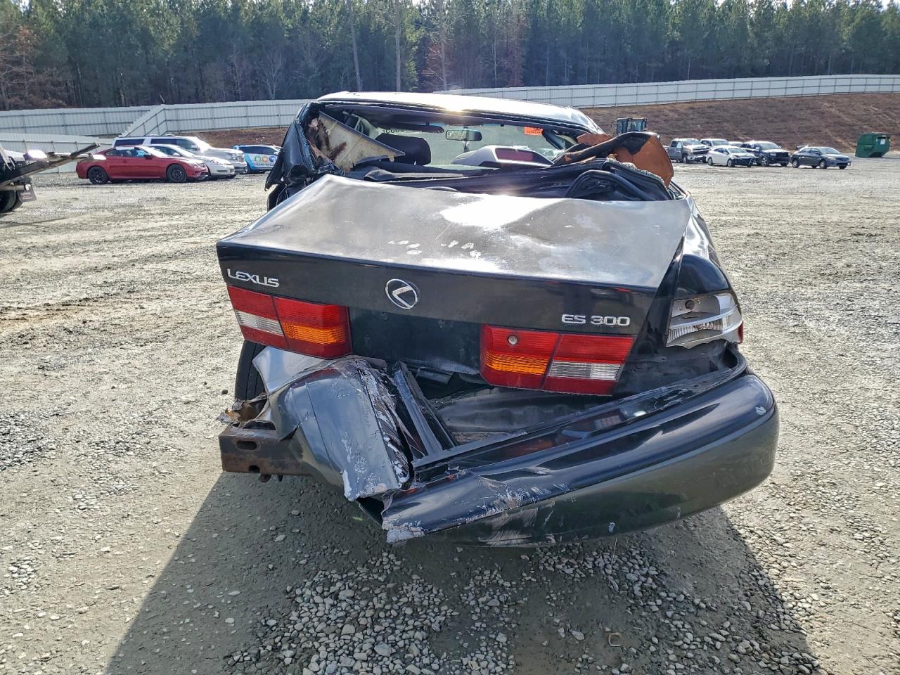 1998 LEXUS ES 300 photo 6