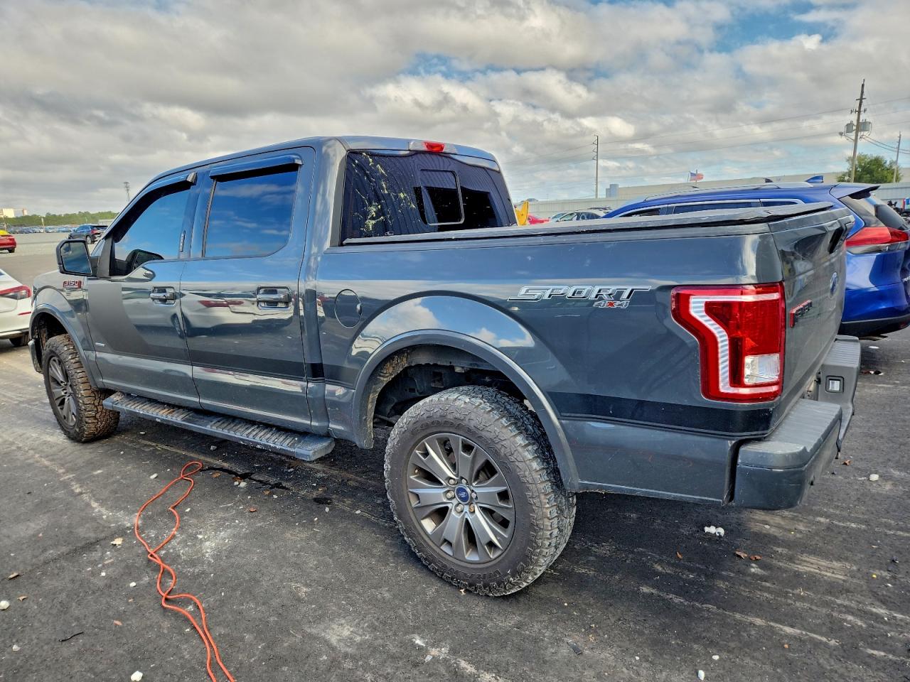 2017 FORD F150 SUPERCREW photo 2