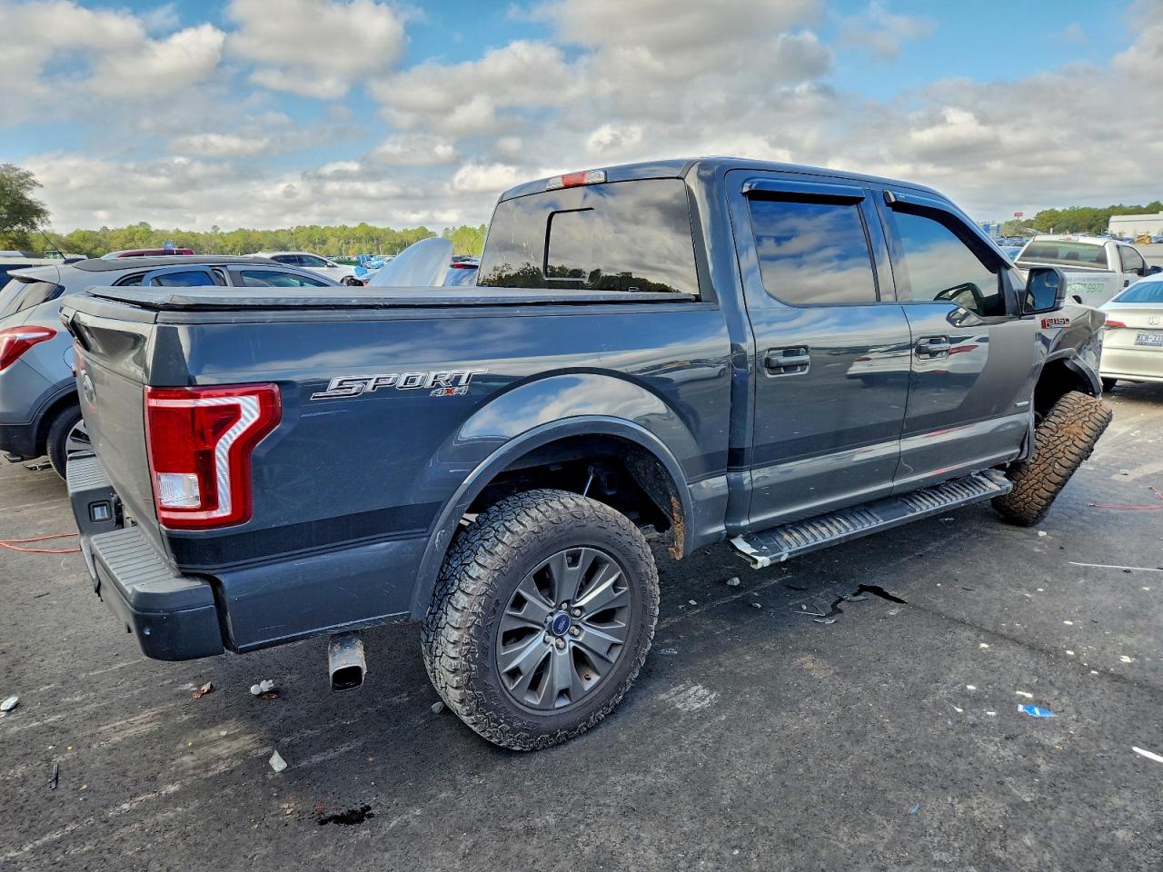 2017 FORD F150 SUPERCREW photo 3