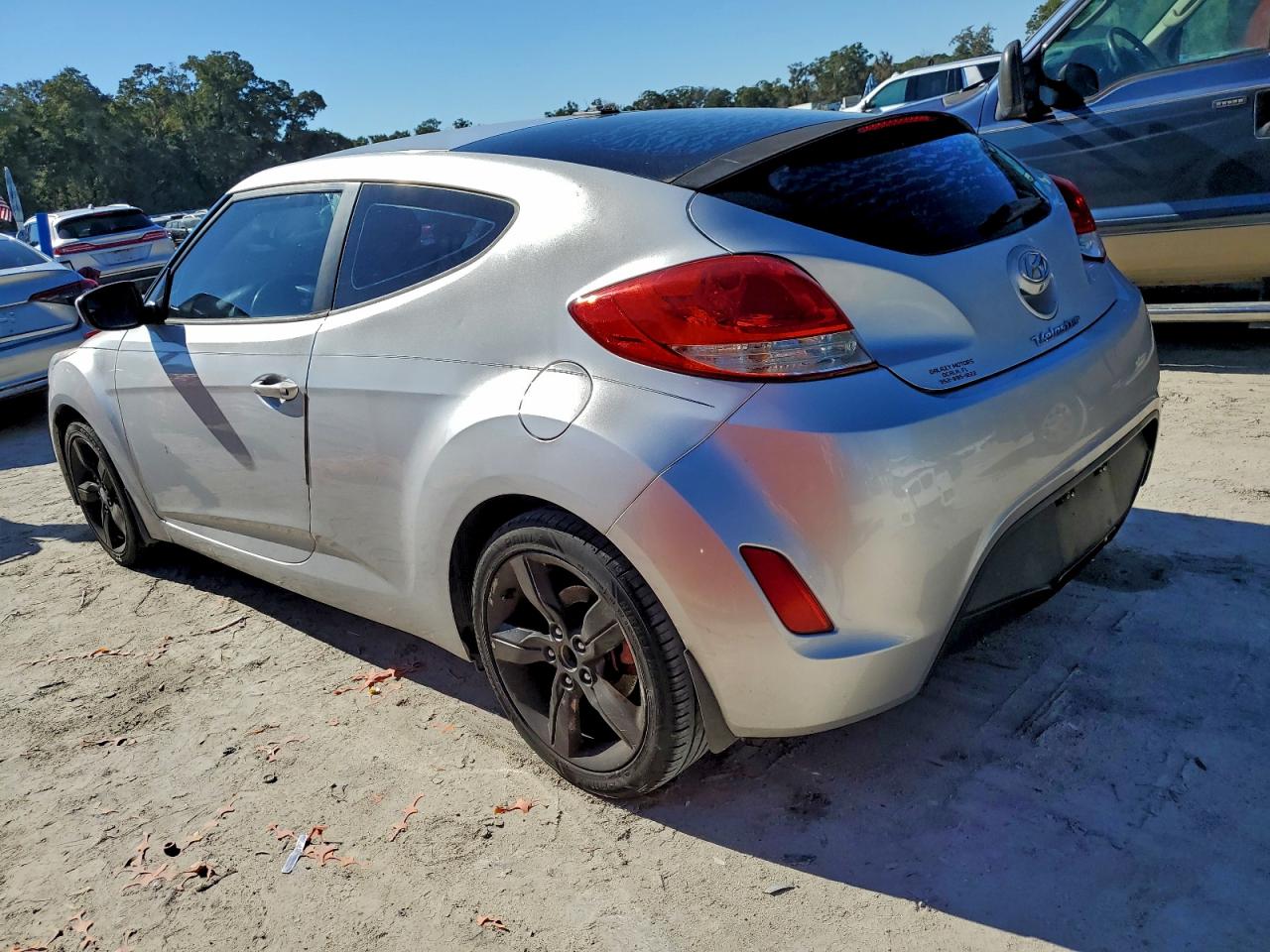 2015 HYUNDAI VELOSTER photo 3