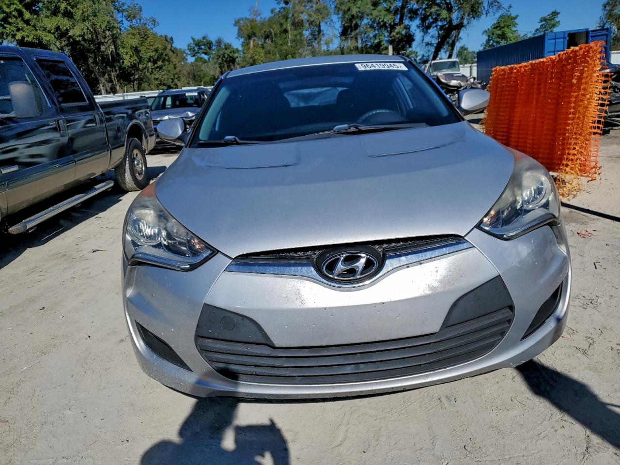 2015 HYUNDAI VELOSTER photo 9