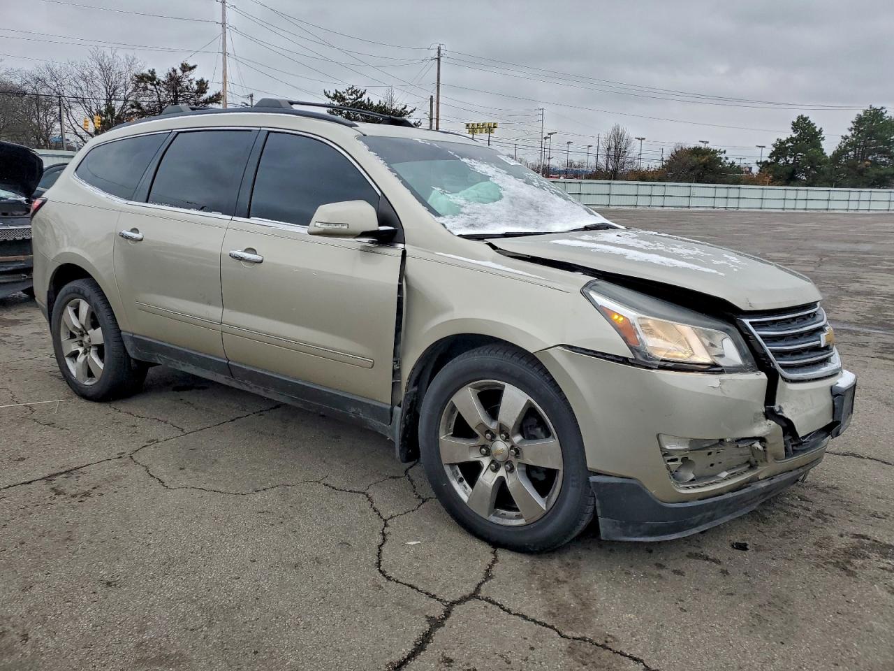 2014 CHEVROLET TRAVERSE LTZ photo 4