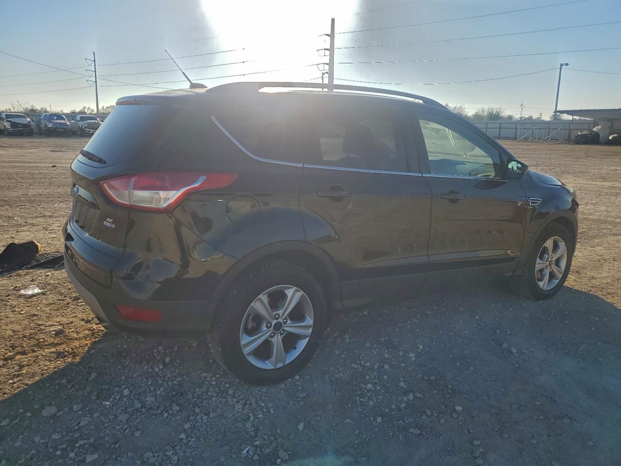 2016 FORD ESCAPE SE photo 3