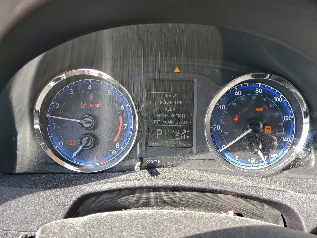 2019 TOYOTA COROLLA L photo 9