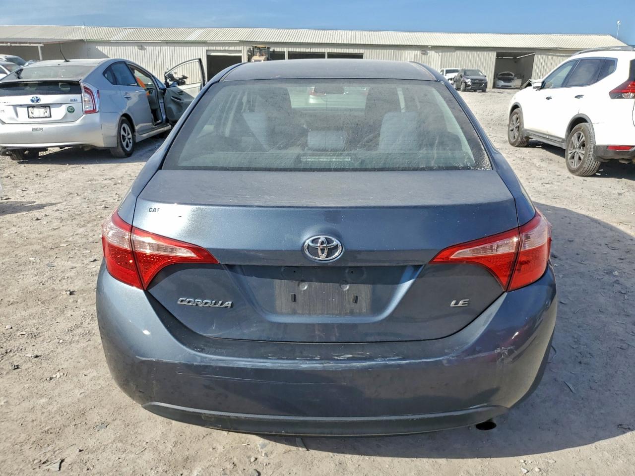 2019 TOYOTA COROLLA L photo 6