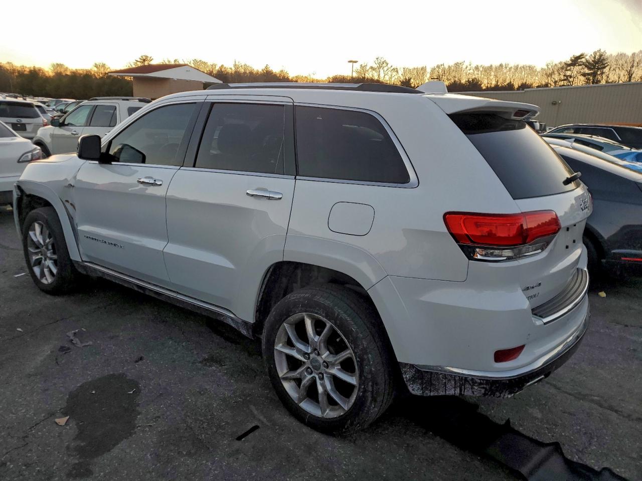 2014 JEEP GRAND CHEROKEE SUMMIT photo 2