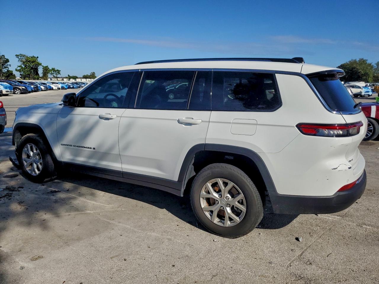 2024 JEEP GRAND CHEROKEE L LIMITED photo 2