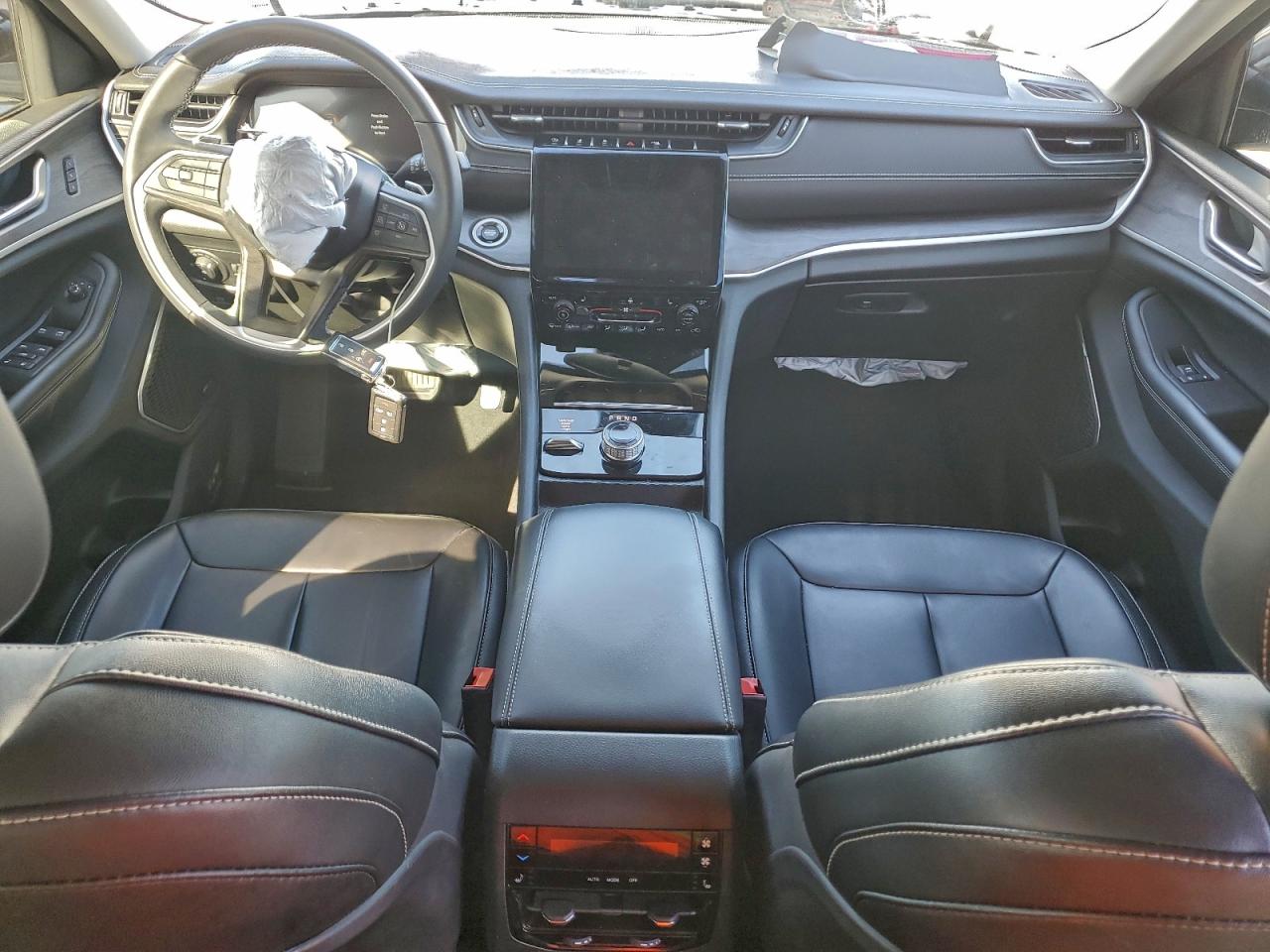 2024 JEEP GRAND CHEROKEE L LIMITED photo 8