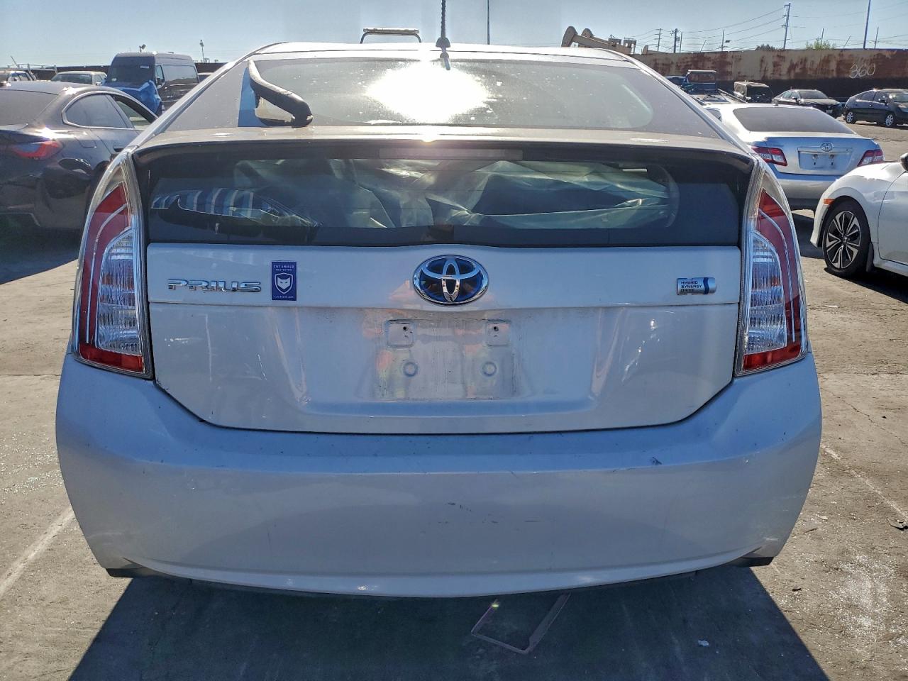 2014 TOYOTA PRIUS photo 6