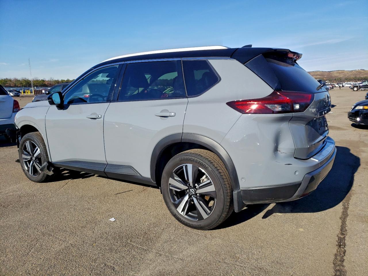 2025 NISSAN ROGUE SL photo 2