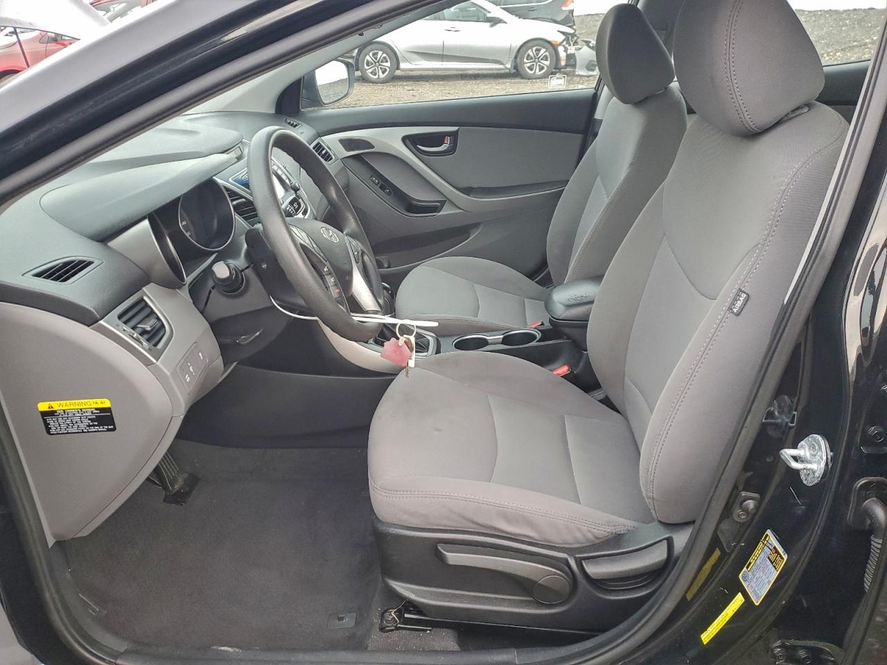 2015 HYUNDAI ELANTRA SE photo 7