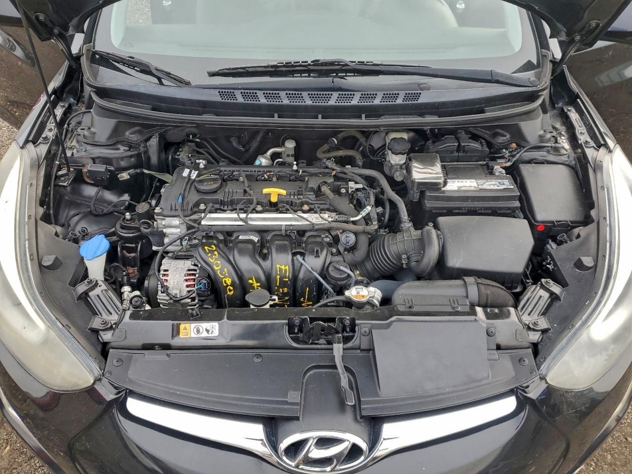 2015 HYUNDAI ELANTRA SE photo 11
