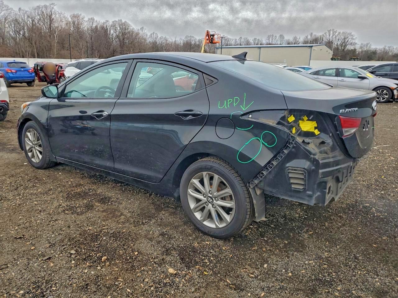 2015 HYUNDAI ELANTRA SE photo 2
