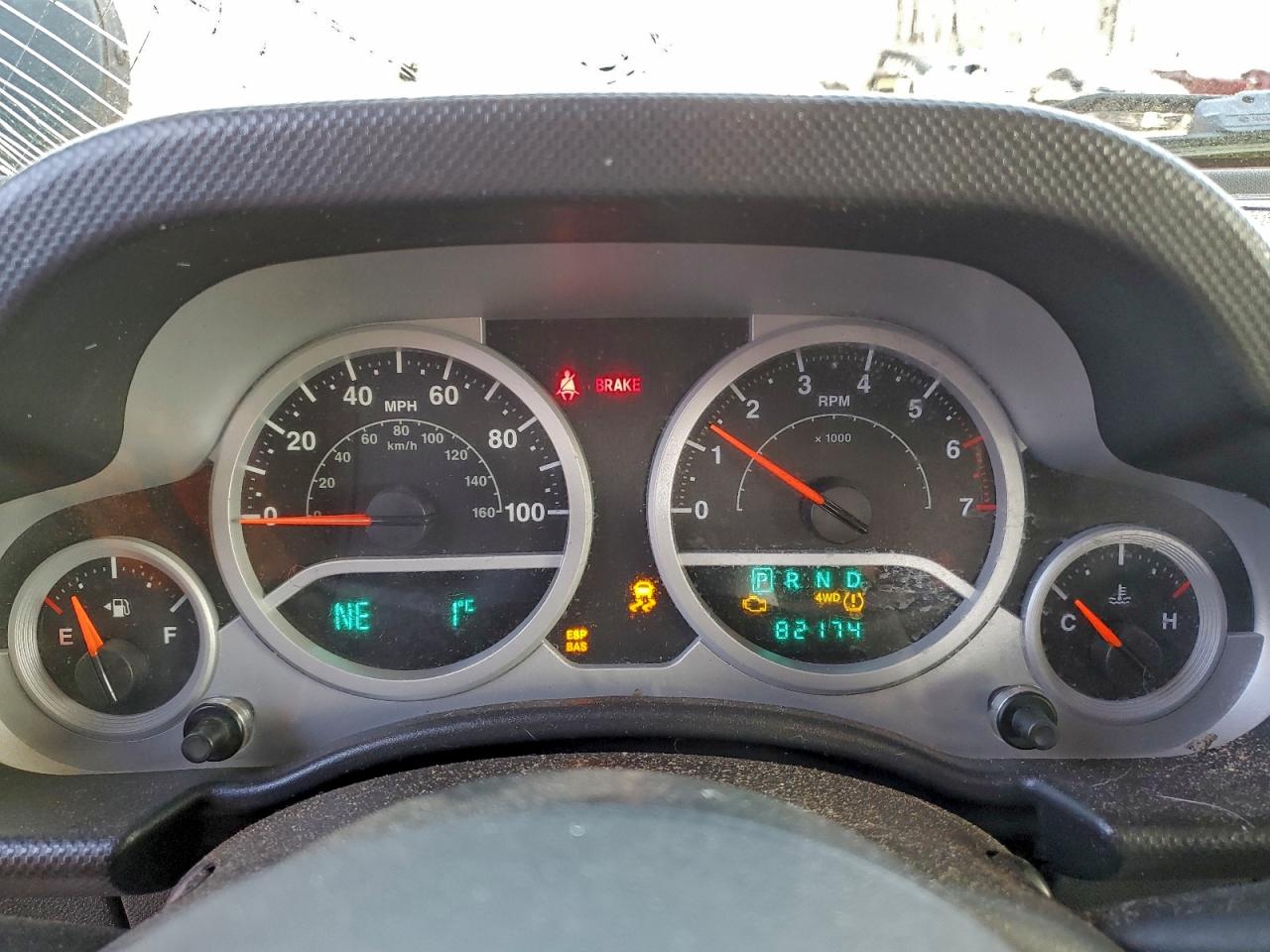 2008 JEEP WRANGLER UNLIMITED SAHARA photo 9