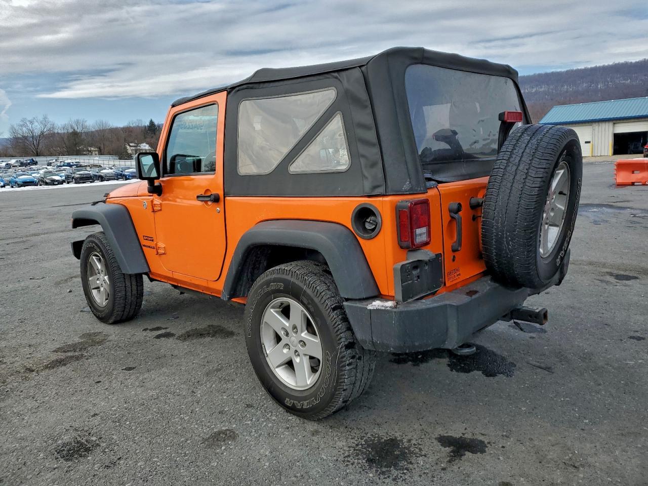 2013 JEEP WRANGLER SPORT photo 2