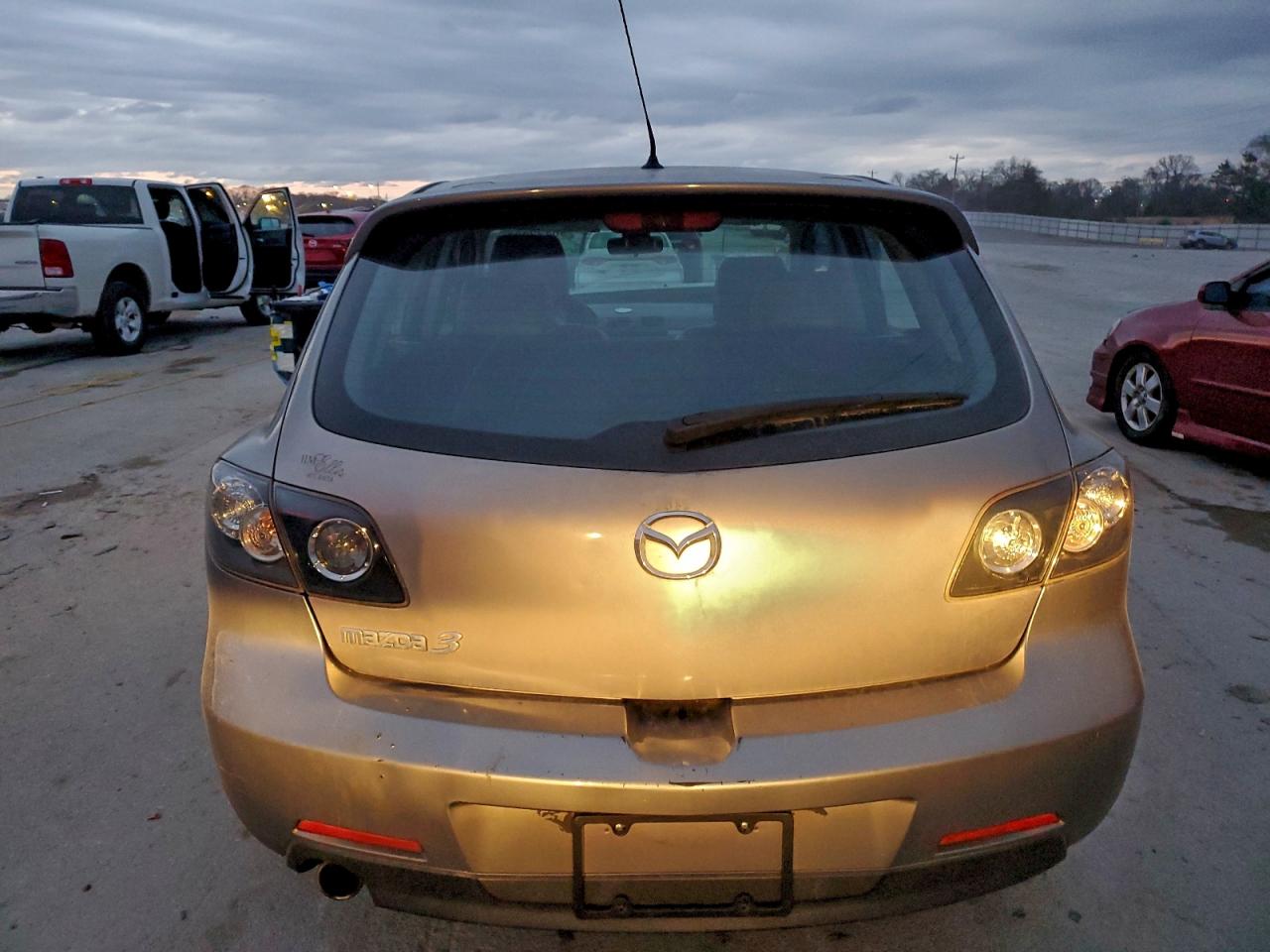 2006 MAZDA 3 HATCHBACK photo 6