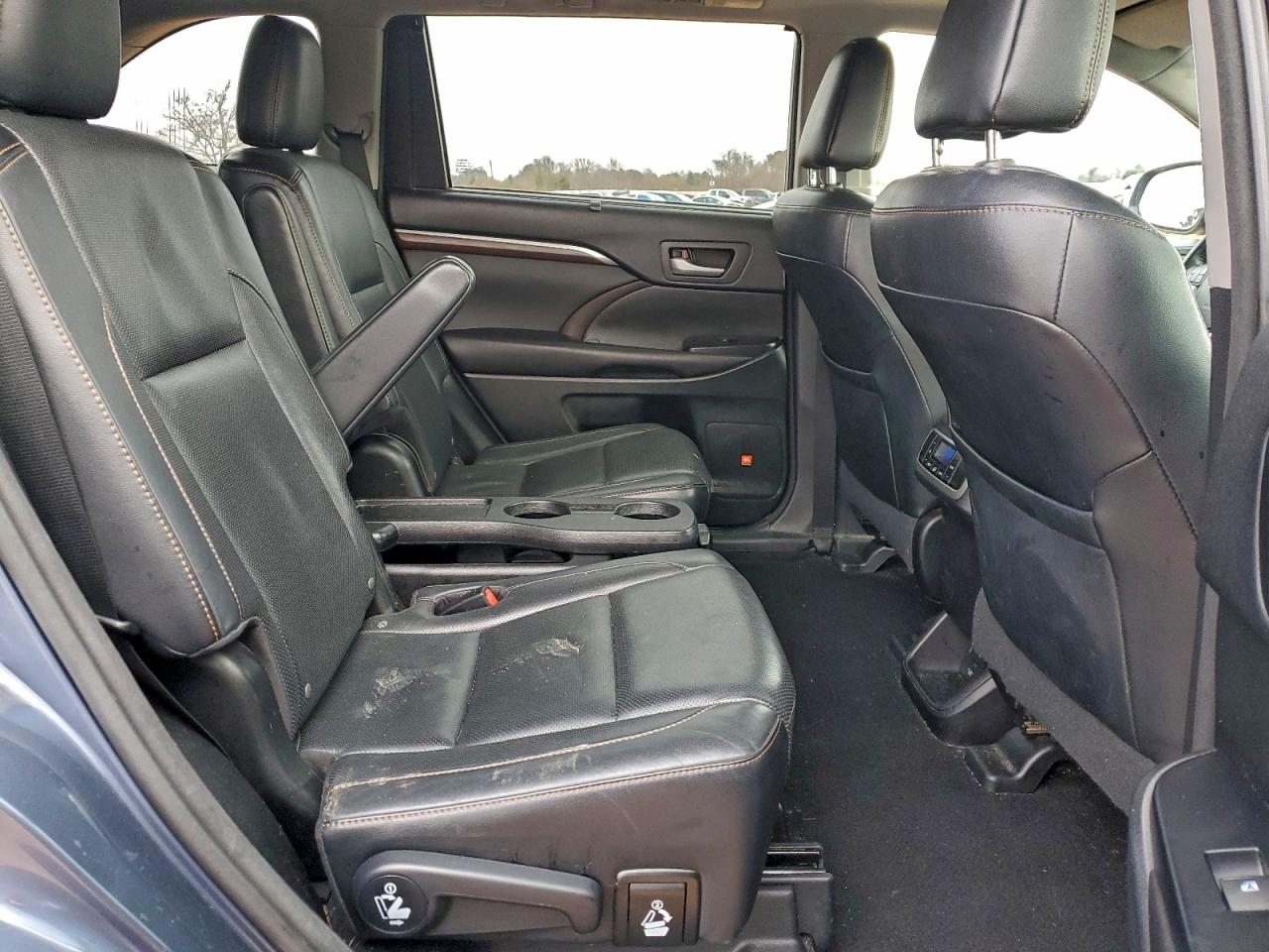 2016 TOYOTA HIGHLANDER HYBRID LIMITED photo 11