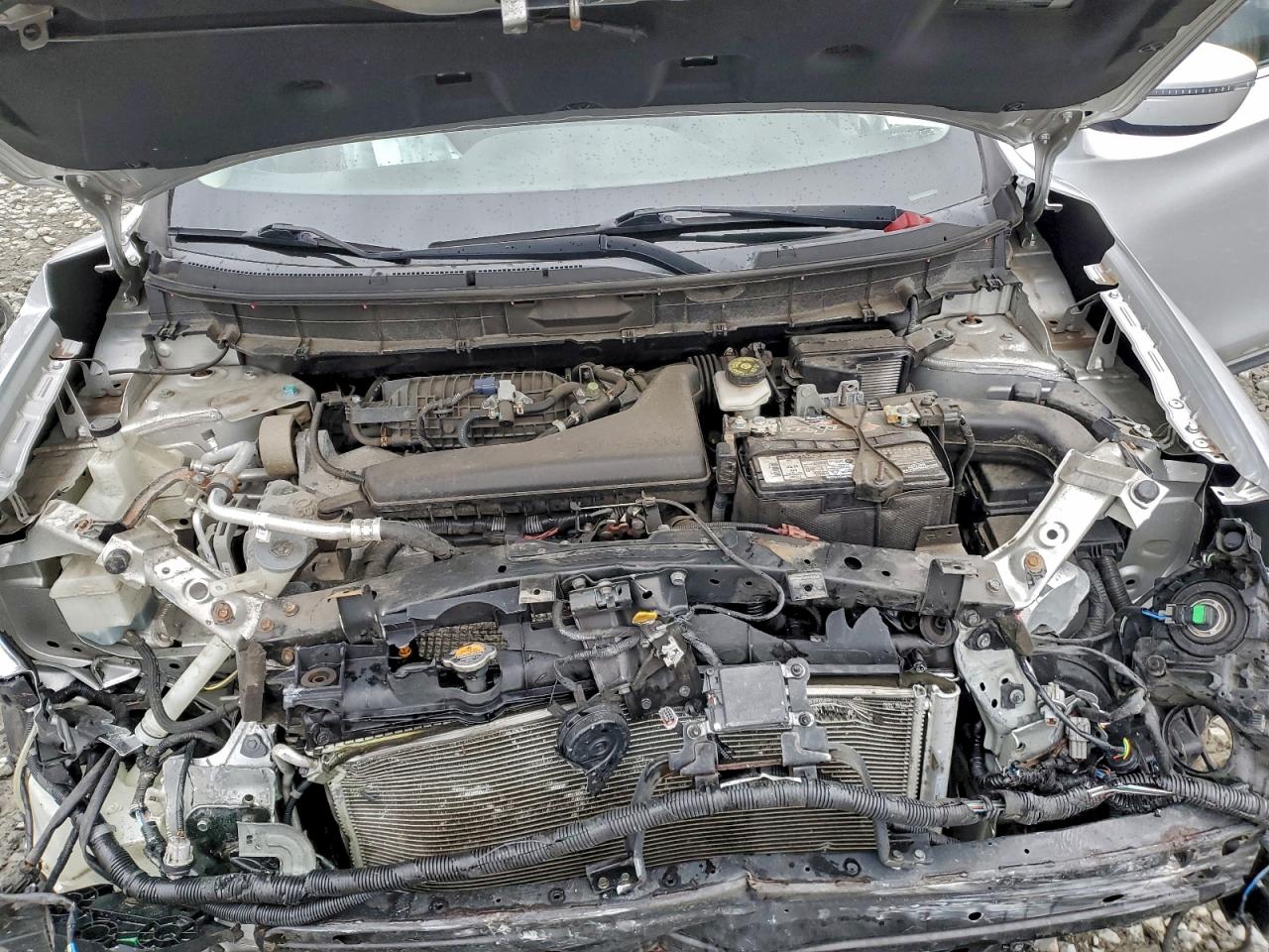 2018 NISSAN ROGUE S photo 12