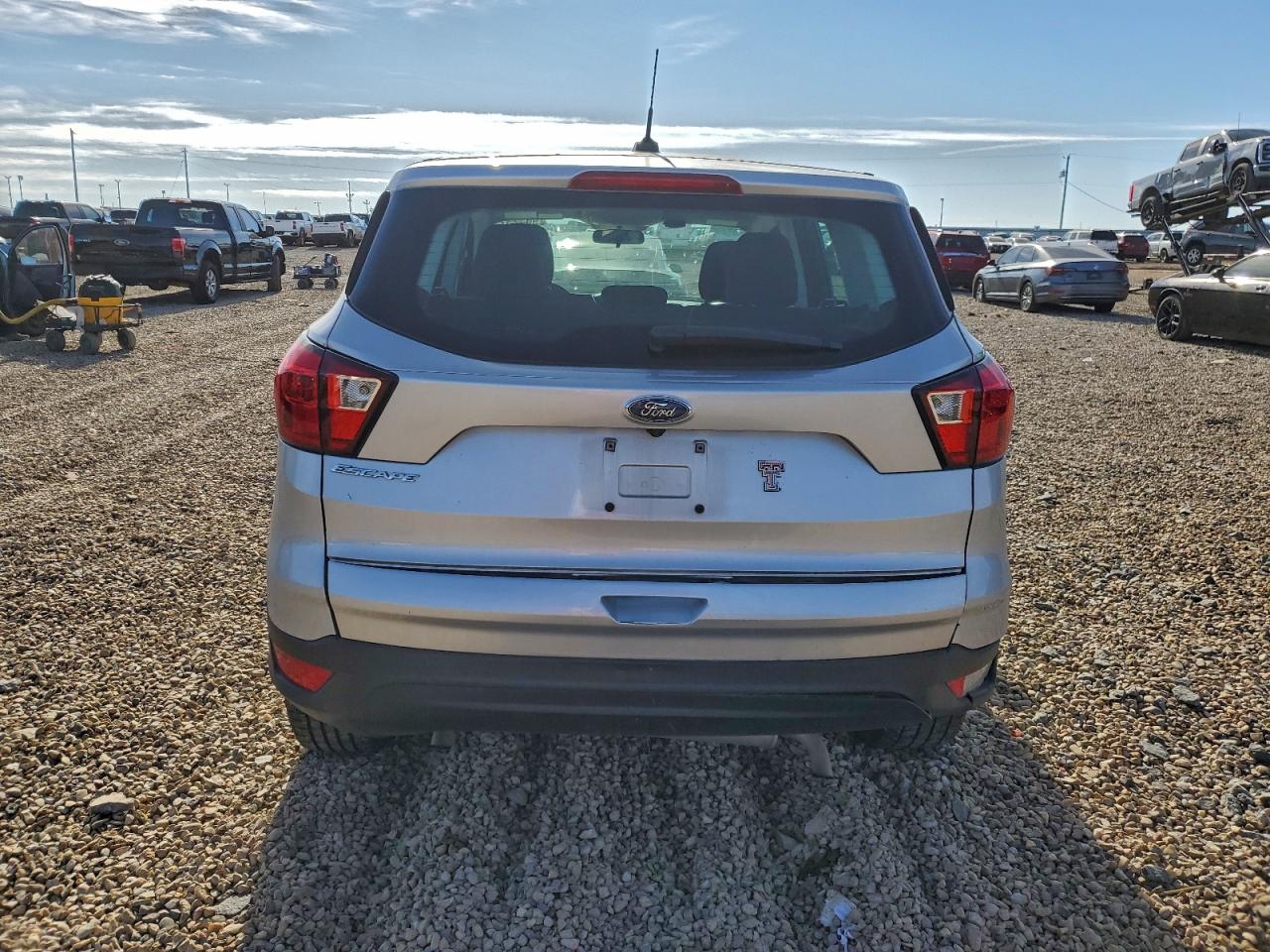 2019 FORD ESCAPE S photo 6