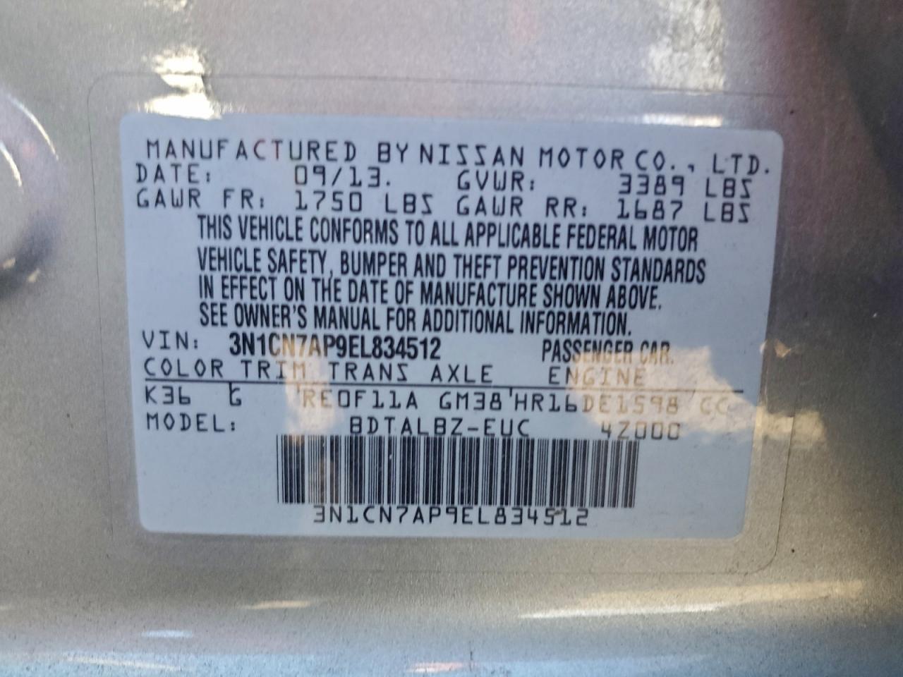 2014 NISSAN VERSA S photo 12