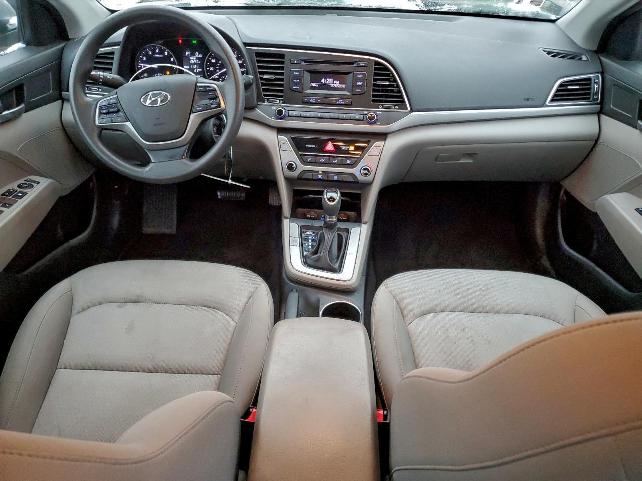 2017 HYUNDAI ELANTRA SE photo 8