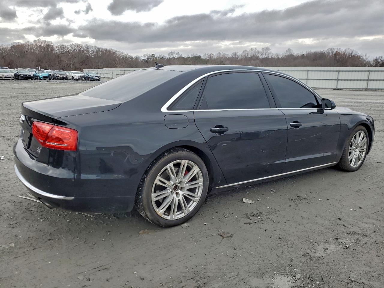 2011 AUDI A8 L QUATTRO photo 3