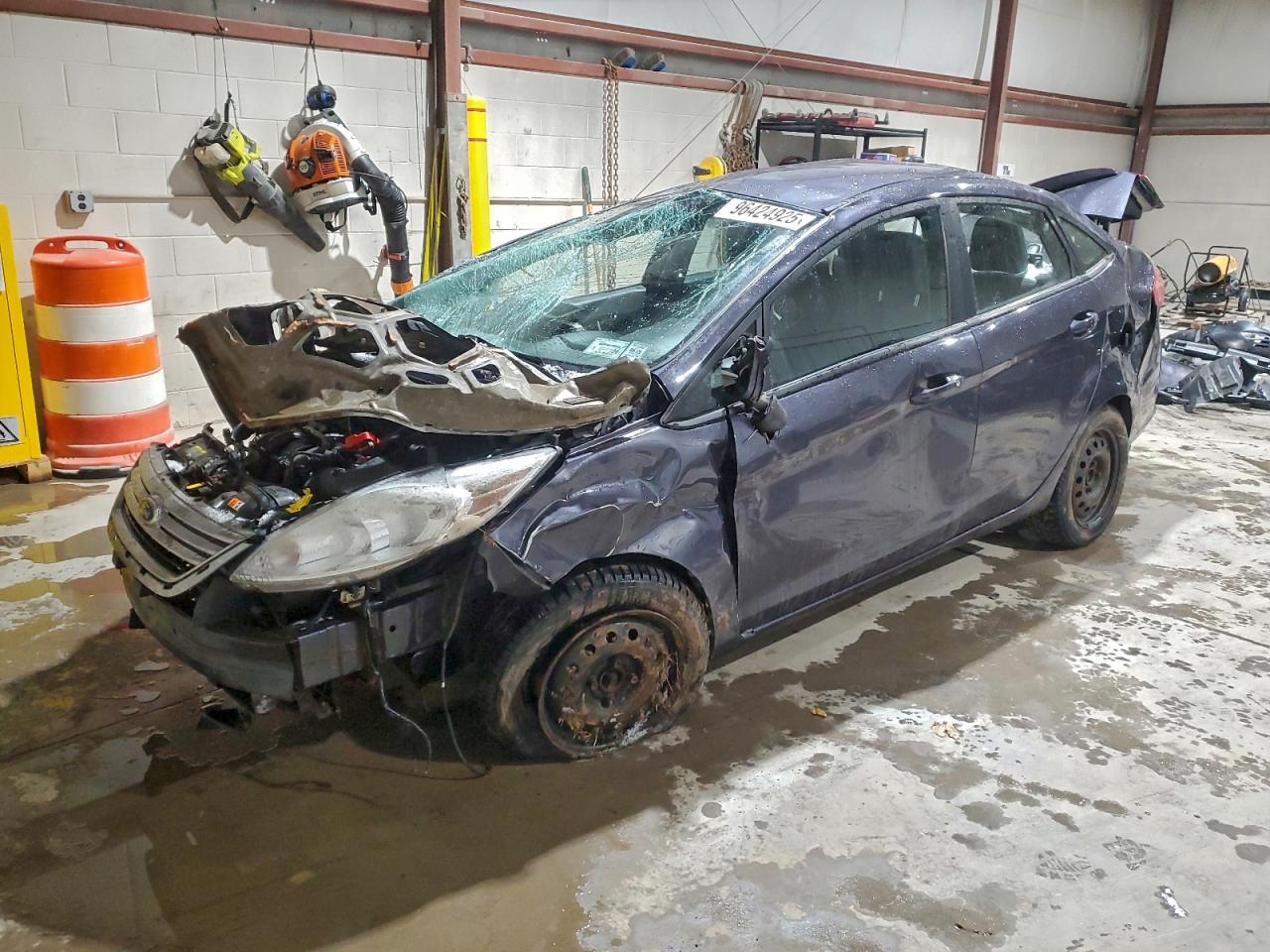 2012 FORD FIESTA