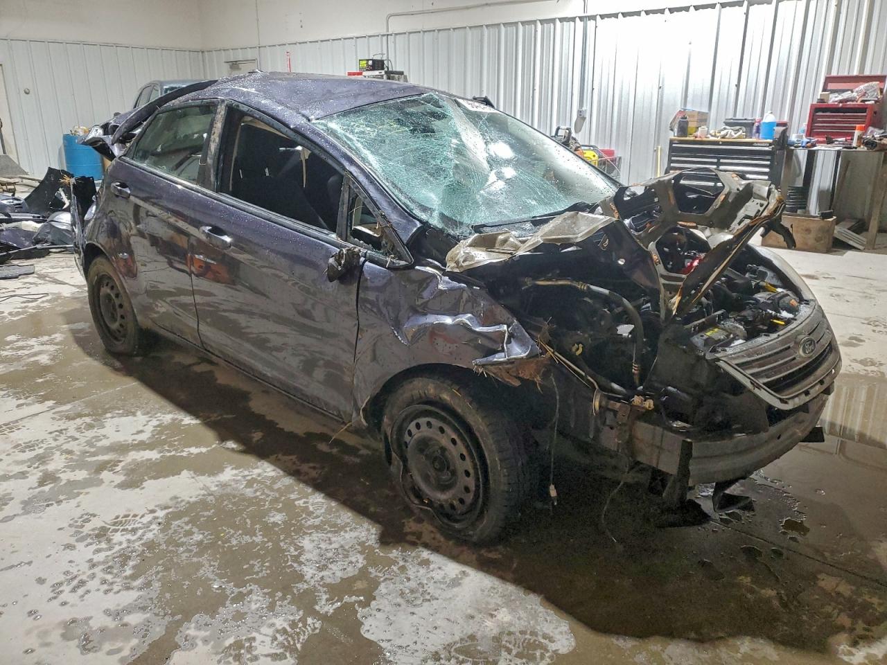 2012 FORD FIESTA SE photo 4