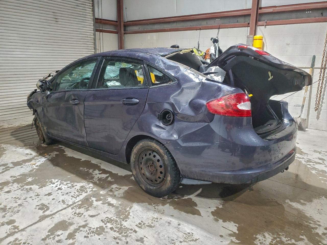 2012 FORD FIESTA SE photo 2