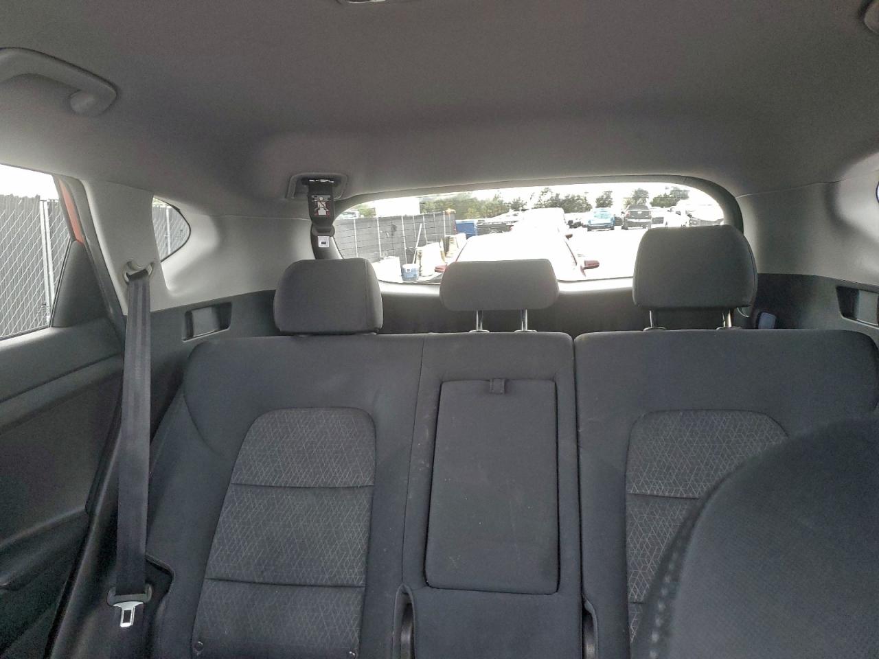 2016 HYUNDAI TUCSON SE photo 10