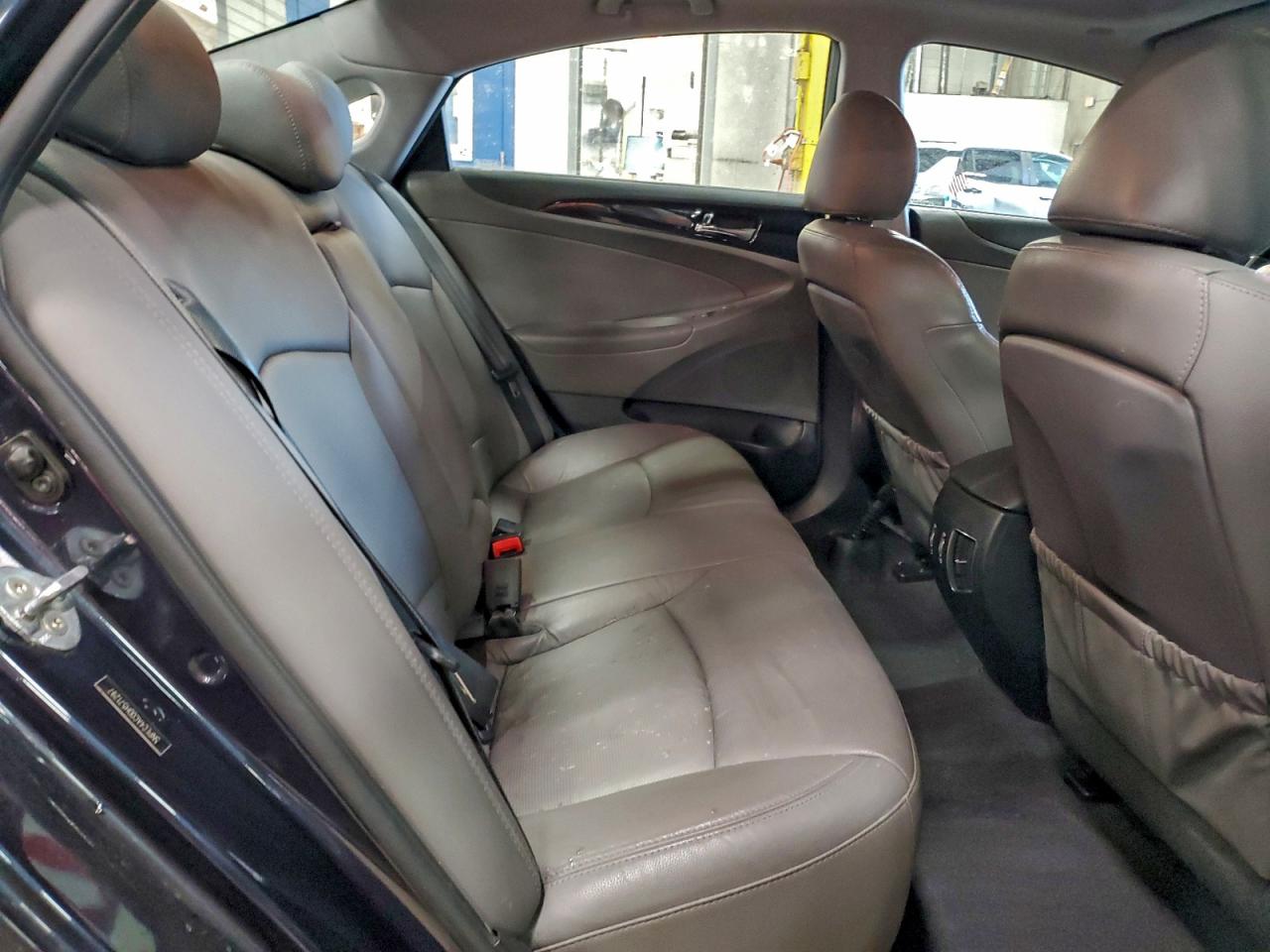 2013 HYUNDAI SONATA SE photo 10