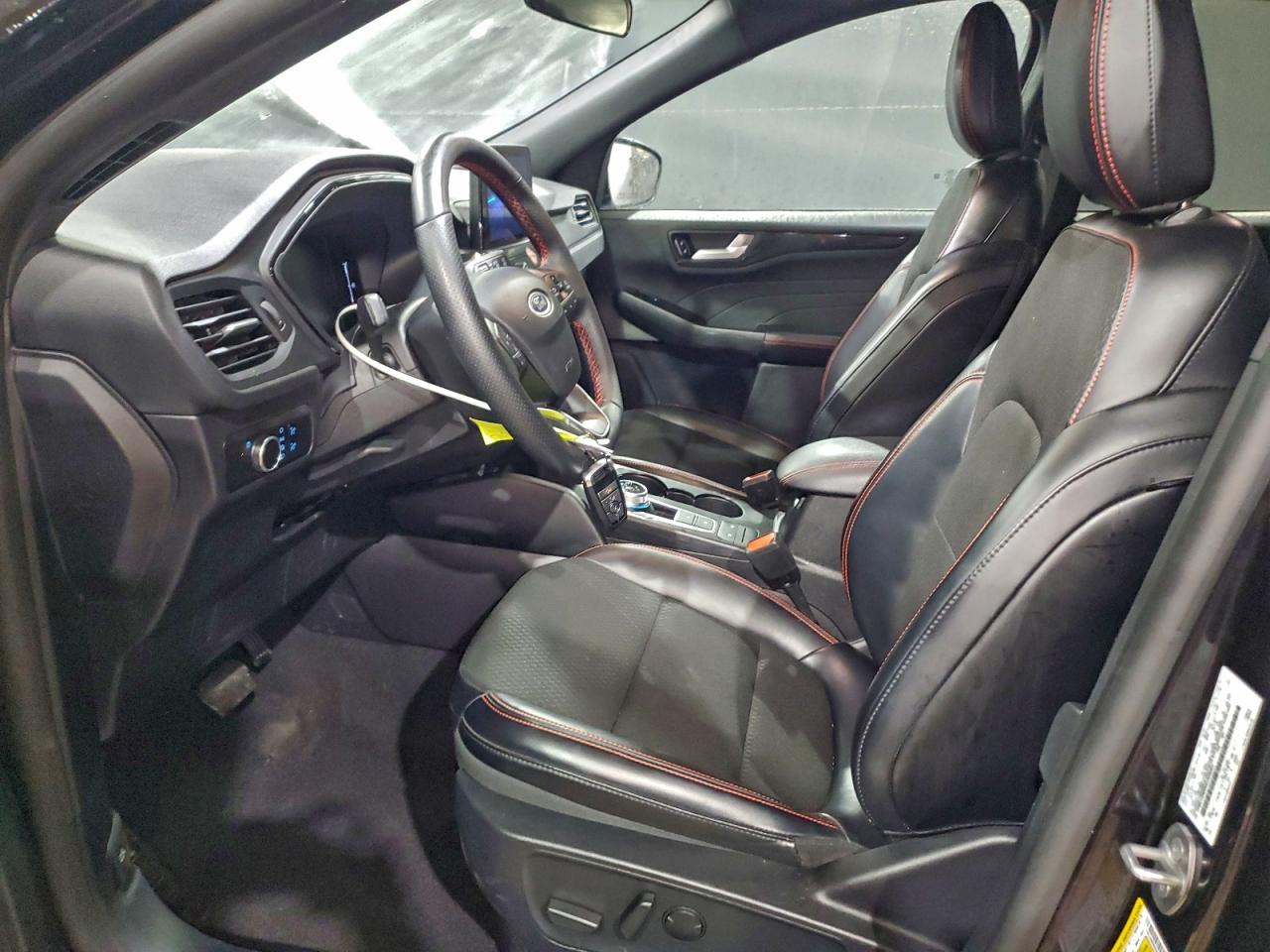 2025 FORD ESCAPE ST LINE photo 7
