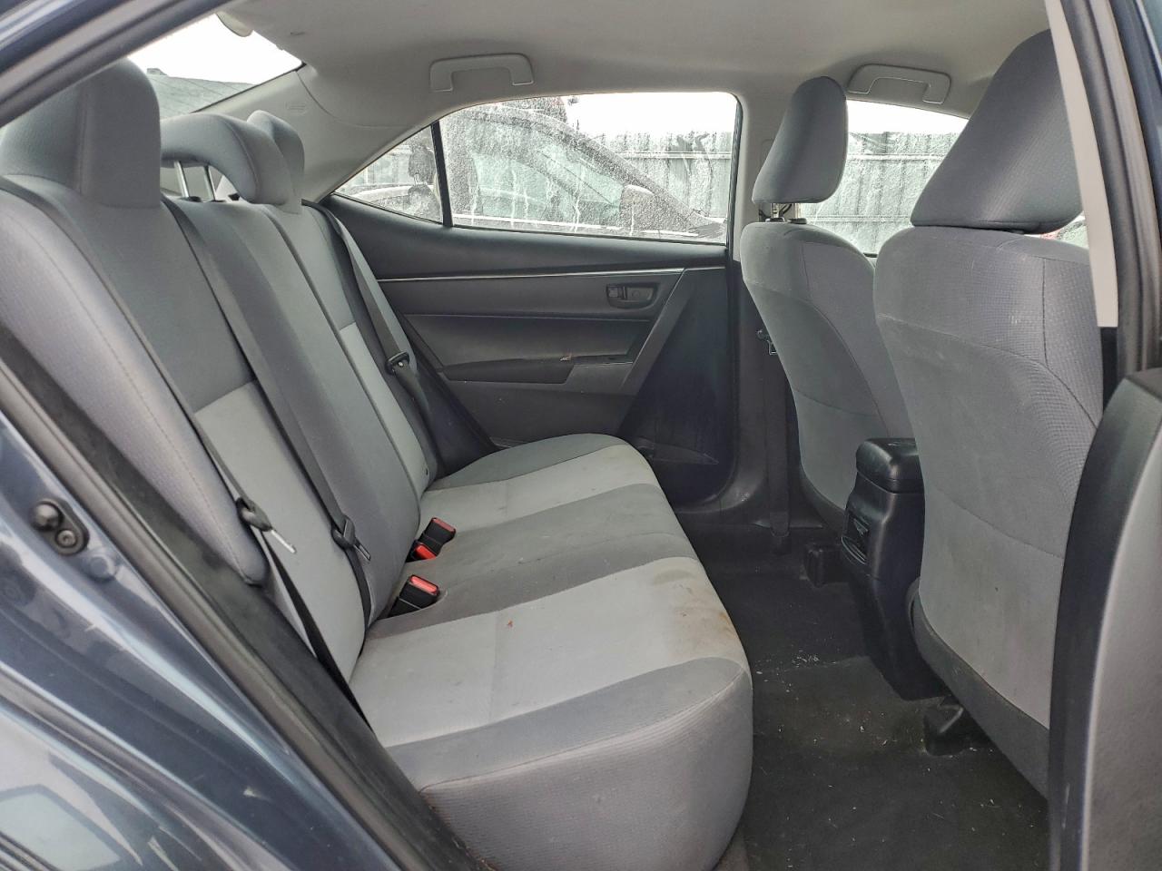 2016 TOYOTA COROLLA L photo 10